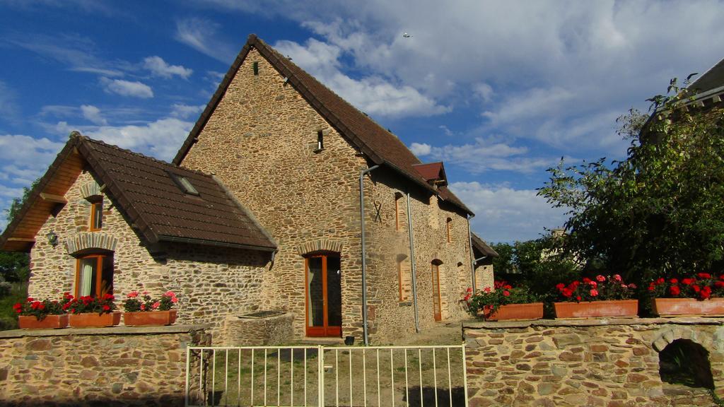 La Ferme De La Baconnerie Sainte-Marguerite-d'Elle Exterior photo