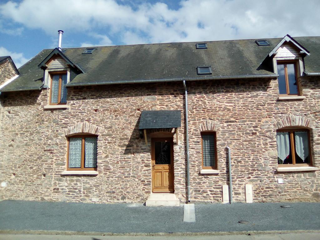 La Ferme De La Baconnerie Sainte-Marguerite-d'Elle Exterior photo