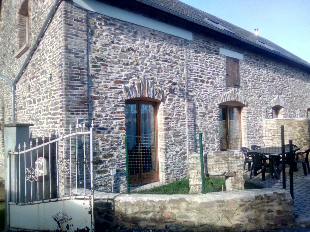 La Ferme De La Baconnerie Sainte-Marguerite-d'Elle Exterior photo